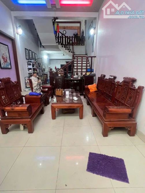 CẦN BÁN CĂN NHÀ 3,5 TẦNG  MẶT PHỐ BÌNH LỘC - TÂN BÌNH -HẢI DƯƠNG