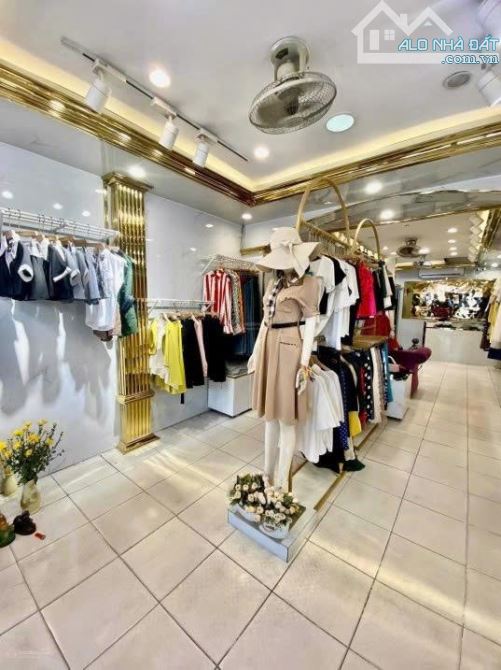👉 Cho thuê nhà 1 tầng mặt phố Hàng Đậu – Hoàn Kiếm, 70m², đi riêng, KD sạch sẽ