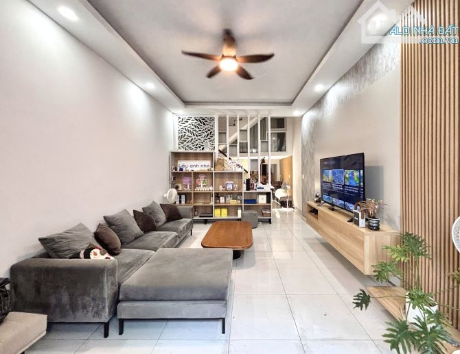 HẺM NHỰA KINH DOANH 8M - Ô TÔ TRÁNH CÓ VỈA HÈ - 64M2  A4 - 4 TẦNG MỚI ĐẸP - TẶNG NỘI THẤT