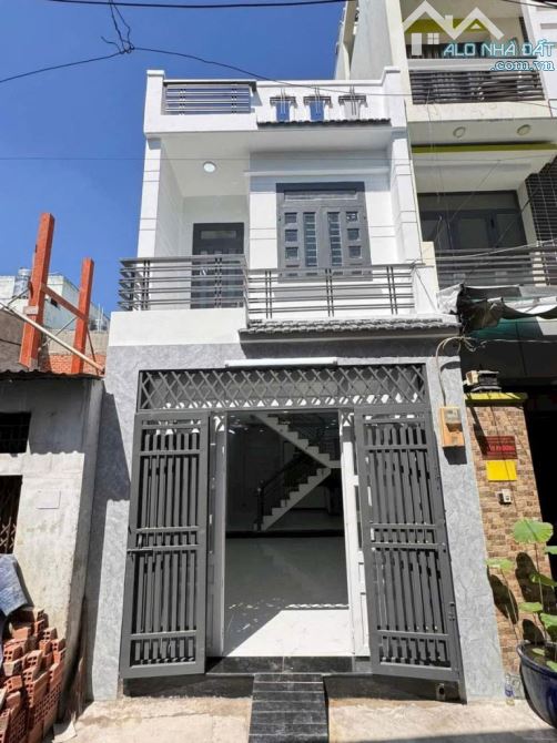 Bán gấp nhà ở Ngã Tư Bốn Xã, Bình Tân giá 1,87 tỷ Sổ hồng riêng cách Đầm Sen 5p