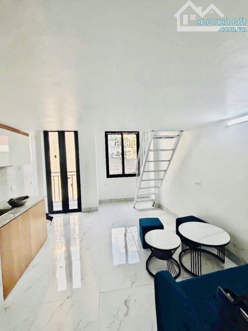 Bán siêu phẩm ccmn Đội Cấn, DT 50m2 x 7T, sổ đỏ vuông đẹp, 10 phòng cho thuê, chỉ 16 tỷ 7