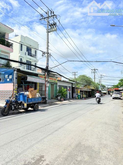 NHÀ ĐẸP – 3 LẦU – FULL NỘI THẤT – XE HƠI ĐẬU TRƯỚC NHÀ  Vị trí: Số 4 Đào Tông Nguyên