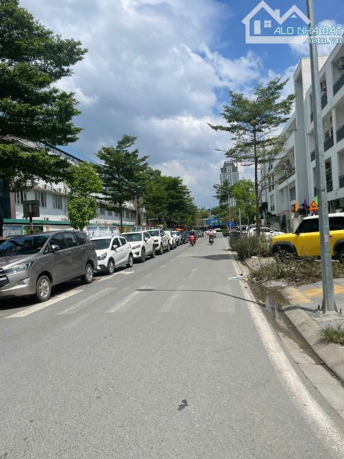 VỊ TRÍ VÀNG- LÊ QUANG ĐẠO, TỪ LIÊM- Ô TÔ ĐỖ CỬA- 22 Tỷ