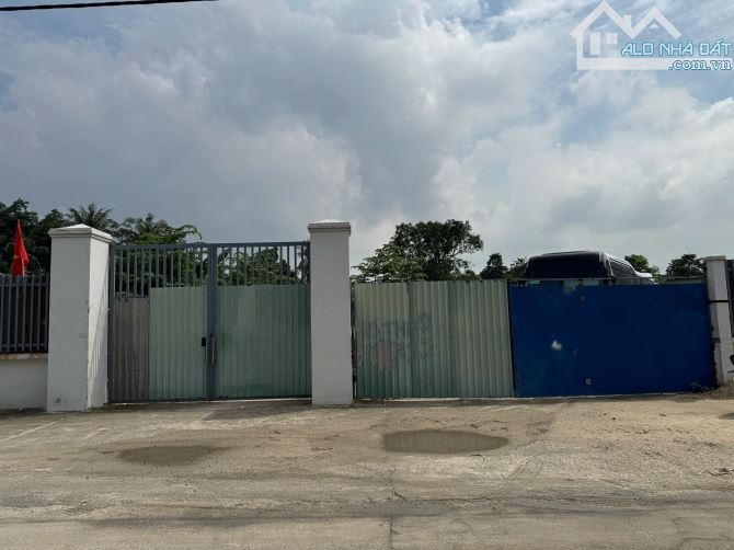 BÁN NỀN ĐẤT LỚN 944M MẶT SÔNG SÀI GÒN CÓ 400M THỔ CƯ SỔ SẴN ĐƯỜNG XE TẢI
