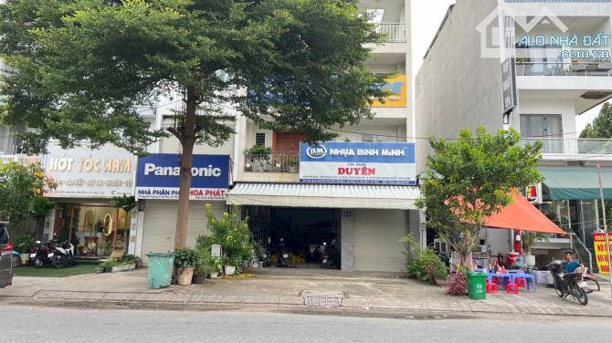 CHÍNH CHỦ BÁN NHÀ MẶT TIỀN NGUYỄN HOÀNG - AN PHÚ, QUẬN 2 GIÁ 60 TỶ