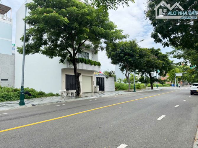 Lô đẹp C4-37 (105m2) ngang mặt tiền 7m, hướng biển khu trung tâm Ocean Dunes
