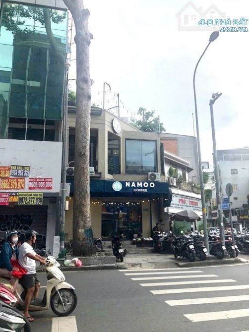 Chỉ 32Tỷ! Có Dòng Tiền 60triệu,Sỡ Hữu Góc 2 MT Cao Thắng Q3 Ngang 6,3m dài 10m nở hậu 8m