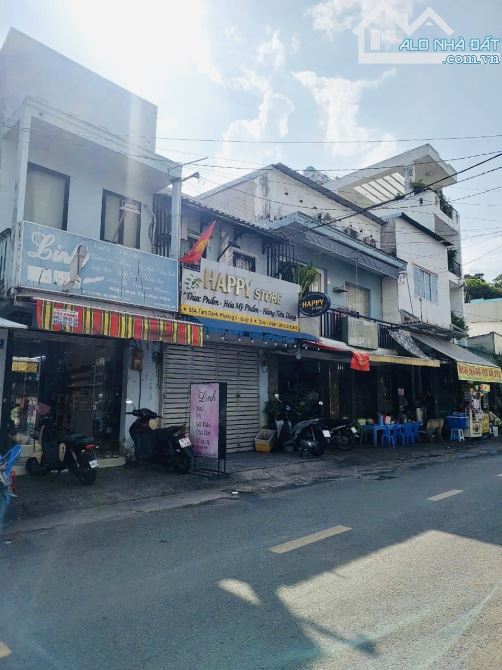 Nhà bán Mặt tiền kinh doanh đường Tám Danh, 2 tầng (3.3x8), nở hậu P4Q8