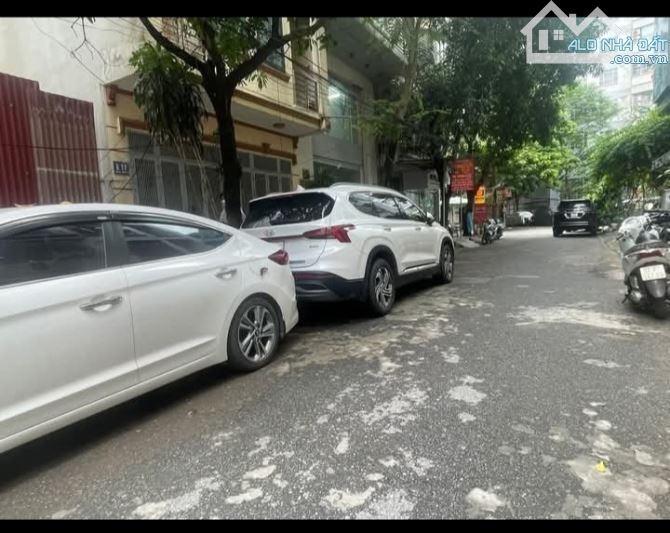 Cần bán nhà 5tầng ,mặt ngõ Huy Du căn góc ô tô chánh đỗ.
