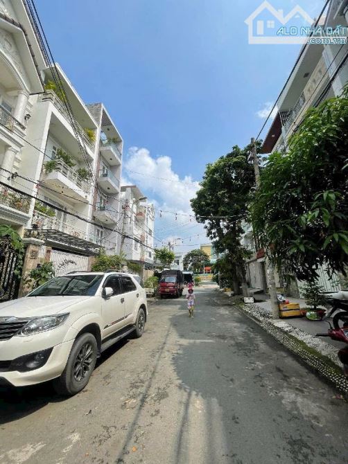 🔥🔥🔥HÀNG HIẾM MẶT TIỀN 3 TẦNG KHU VIP TÊN LỬA -GẦN🍎 100M2 CHỉ 13,5 TỶ (5M x20M) 🪙. NG