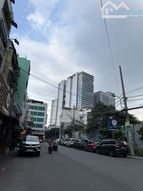 BÁN NHÀ QUẬN 10 ĐƯỜNG CÁCH MẠNG THÁNG 8, BÊN HA DO CENTROSA- 62m2- 4 TẦNG- GIÁ 22,5 tỷ.