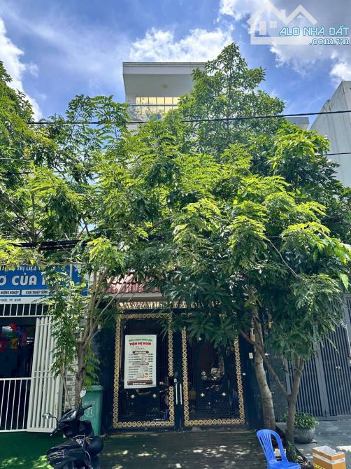 Bán nhà 4 tầng 4x25, khu bên sông Vip Hiệp Bình Chánh, Thủ Đức cạnh GiGaMall
