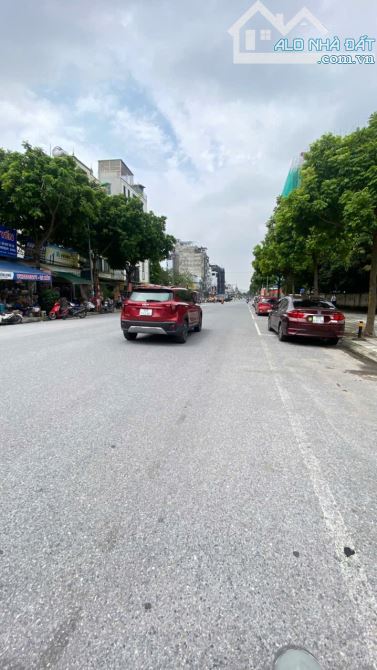 Hiếm, đất đẹp trung tâm Long Biên, 2 mặt ngõ, nở hậu, dt 55m2, mt 4,2m, giá 6 tỷ+