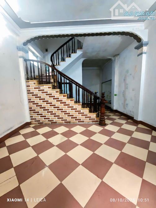 NHÀ DÂN XÂY 3T CHỈ 3,8 TỶ 40M VẠN PHÚC 3- THANH TRÌ- RẺ ĐẸP NGÕ RỘNG