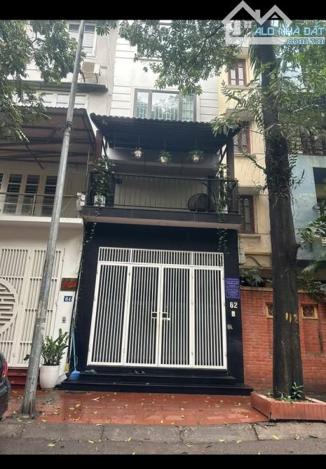 Cần bán nhà mặt phố Phạm Thận Duật 5tầng full nội thất.