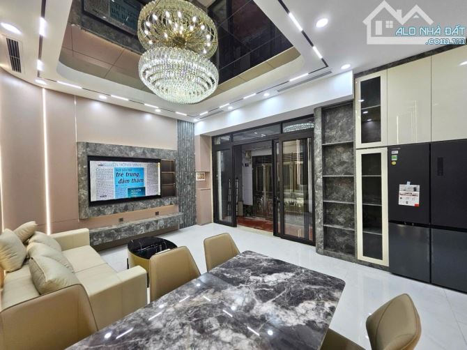 Bán Nhà Hoàng Như Tiếp-Dt 50m-Nhỉnh 12 Tỷ-Mới Koong-Full Nội Thất