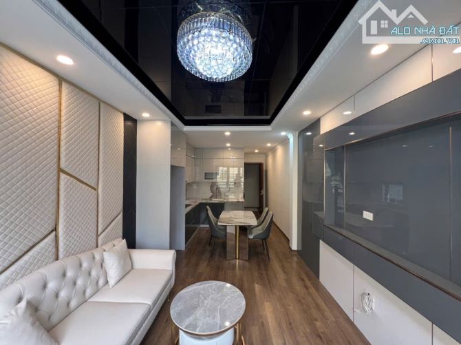 Căn góc phố Thạch Bàn. Mặt ngõ, Ô tải thông, kinh doanh. 51m*6tầng*thang máy*gara*full đồ.
