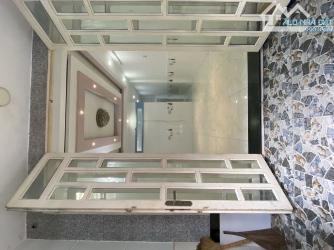 HƯƠNG LỘ 2, KO QUY HOẠCH, KO LỘ GIỚI, 3 TẦNG, 4 X 20, CHỈ 5.9🧄, HXH THÔNG, [677]