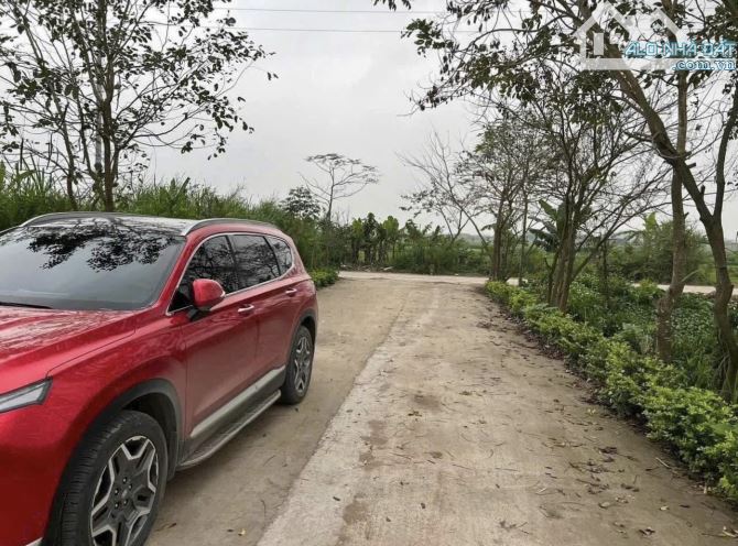 Nhỉnh 2 tỷ có 83m đất đấu giá, lô góc 2 mặt tiền, Đường rộng 6m