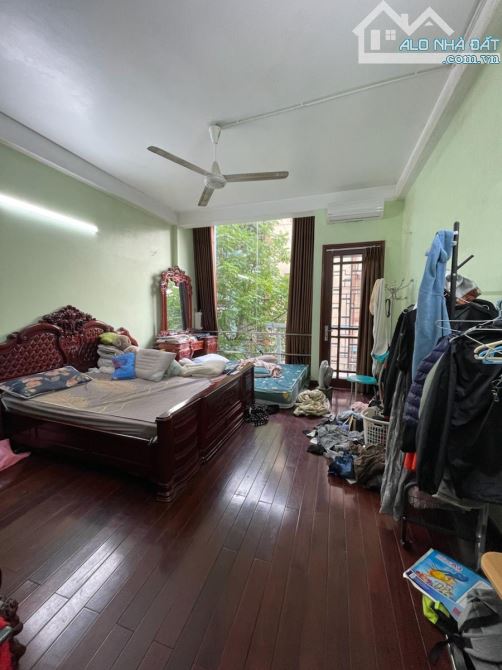 ĐỀN LỪ 1 PHÂN LÔ Ô TÔ TRÁNH KINH DOANH VỈA HÈ 70M 5T MT 4,3M CHỈ 26,7 TỶ.