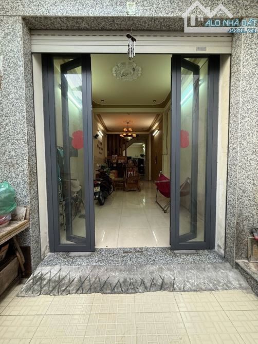 4 TẦNG BTCT -MTKD LÊ SAO- PHÚ THẠNH TÂN PHÚ -DT: 59M2 - 9.X TỶ