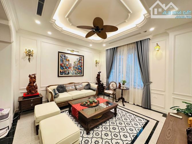 🌹🌹Hoa hậu Nguyễn Lương Bằng, 6T thang máy, view biệt thự, nội thất đẳng cấp, 48m2