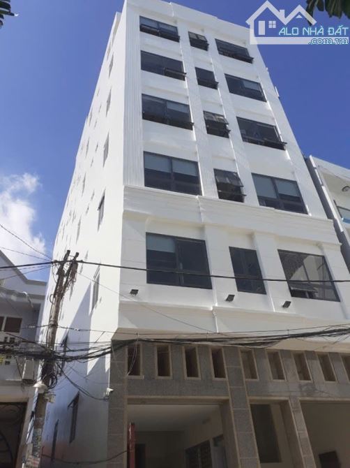 Nhà mặt tiền gần sân bay, 6 tầng xây mới, 215m2, 10x22, kẹt vốn bán gấp, 26.8 tỷ TL