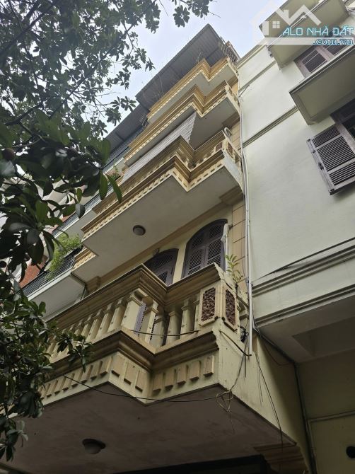 Bán nhà Giang Văn Mình ngõ ô tô, 2 mặt thoáng, DT 111m2, MT 6m, giá 25.6 tỷ