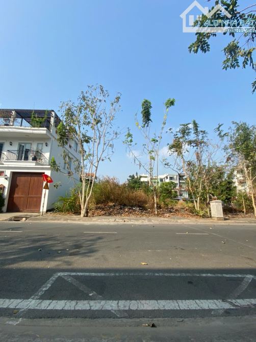 Bán đất biệt thự ngang 12x20m HimLam Lương Định Của Thủ Đức (Q2 cũ)_đường 12m_SHCN