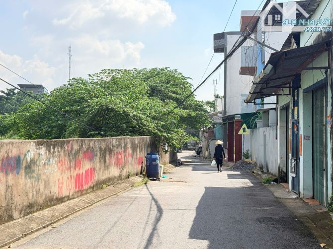 Bán ĐẤT Phường Linh Trung Thủ Đức Bán Đất 2 MẶT TIỀN SÁT GA METRO Giá 18 triệu /m2