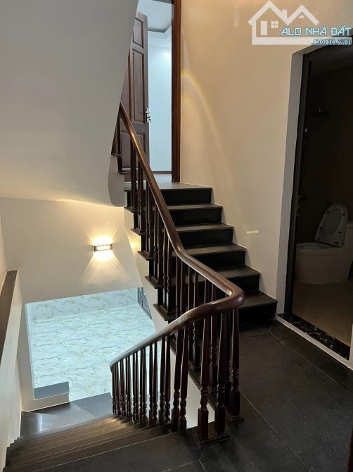 Cần bán gấp nhà phố DOÃN KẾ THIỆN, CẦU GIẤY, 70m, 7T, Mt 4.5m, OTO, KD, Nhỉnh 30 tỷ