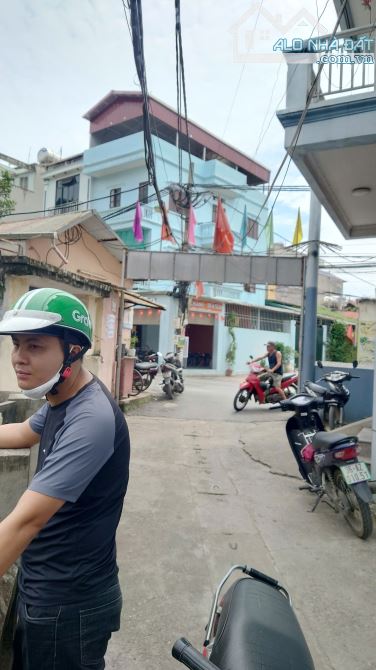 TRUNG TÂM THANH TRÌ, Ô TÔ VÀO ĐẤT, 90M2 VIEW HỒ CỰC ĐẸP CỰC TRUNG TÂM 6,4 TỶ