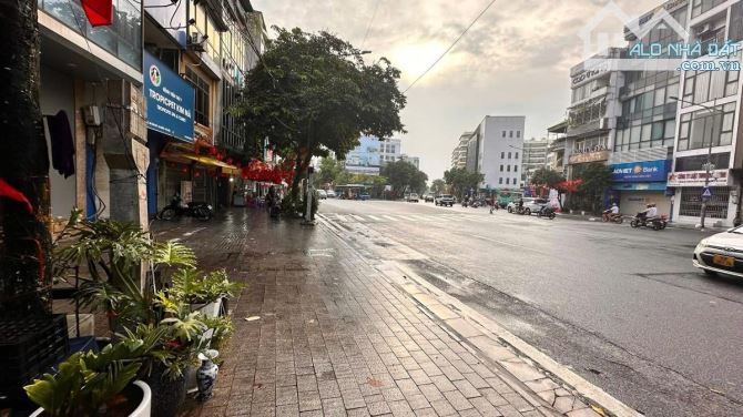Hạ Chào bán gấp nhà mặt phố Nguyễn Chí Thanh Đống Đa 50M 6 TẦNG MT 8M lô góc kinh doanh