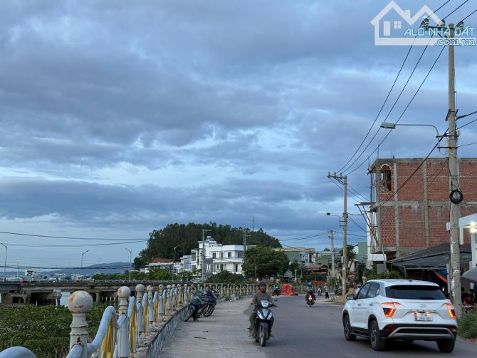LÔ GÓC ĐẸP TIỆN KINH DOANH 2 MẶT TIỀN VIEW SÔNG – CẦU ĐÔI, QUY NHƠN SIÊU ĐẸP