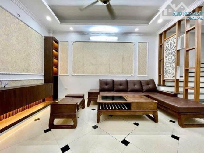 bán nhà Trần Cung 50m2 nhà đẹp 7 tầng thang máy ô tô kinh doanh hái ra tiền
