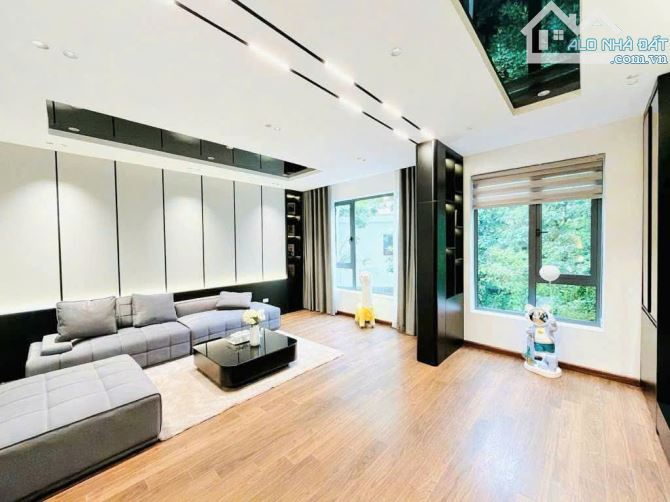 BÁN NHÀ CẠNH VIN.HOMES RIVERSIDE, KINH DOANH, GA RA Ô TÔ, TM, TẶNG NỘI THẤT CHẤT, MT KHỦNG