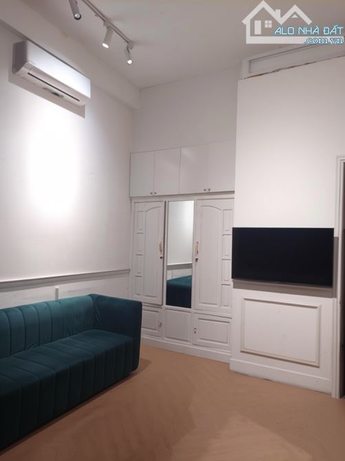 CHO THUÊ NHÀ NGUYÊN CĂN MẶT TIỀN ĐƯỜNG TRẦN QUỐC TOẢN - 75 M² - 6 PN - GIÁ 35 TRIỆU