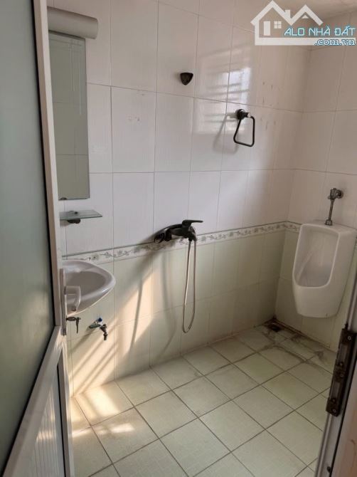 NGUYỄN KHANG – VỈA HÈ, KD - DÂN XÂY – 7T THANG MÁY – 106M² – 60 TỶ (ECG5010036)