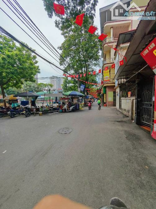 ĐẤT VÀNG NGUYỄN NGỌC VŨ – NGÕ 3 GAC - XÂY CCMN – 90M² (ECG152032)