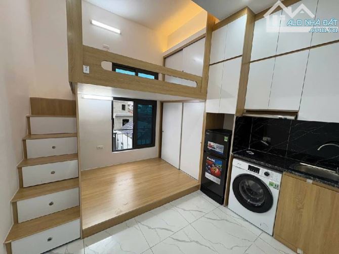 Bán Toà Nhà 7Tầng Thang Máy,Dòng Tiền Gần 1Tỷ/1Năm, Full Đồ, Phố VIP- Hào Nam.