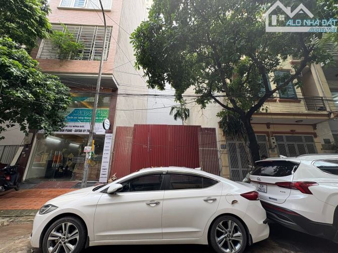 ĐẤT PHÂN LÔ - KINH DOANH ĐỈNH - VỈA HÈ OTO TRÁNH DƯƠNG KHUÊ, 80m2 - MT 6m