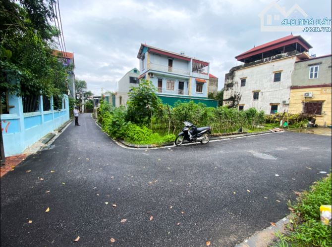 🎀 Nhỉnh 4tỷ/51m Phúc Thịnh Đông Anh, 🚘 7 chỗ vòng quanh, cạnh trục chính. Vuông vắn.