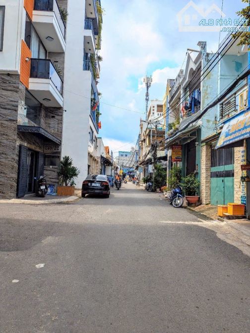 Bán nhà Gò Vấp, căn góc 1 trục cách Phạm Văn Chiêu 100m, DT 5,8X20m, 10PN chỉ hơn 10 tỷ