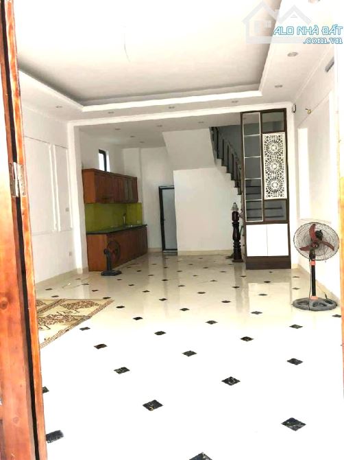 BÁN NHÀ BÁT KHỐI 50M2, 5 TẦNG MỚI ĐẸP, LÔ GÓC THOÁNG SÁNG, 7.1 TỶ.