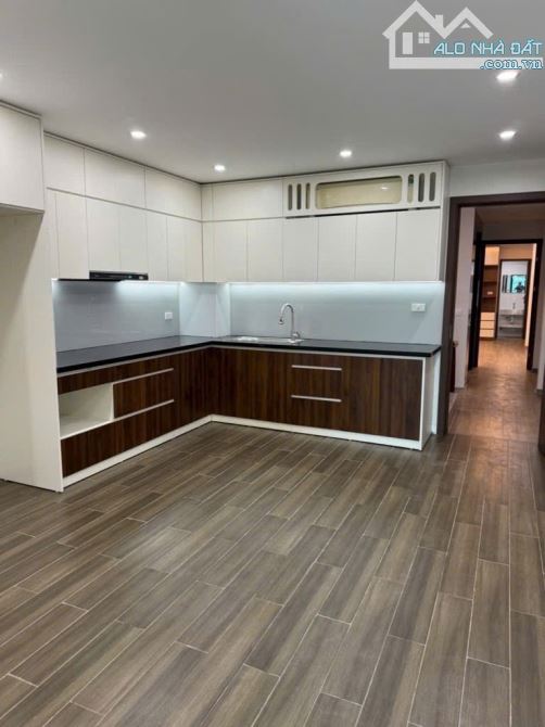 Nhà Tu Hoàng, Nam Từ Liêm, 80m2, vỉa hè, ngõ to, thang máy – Nhỉnh 19 Tỷ - 10