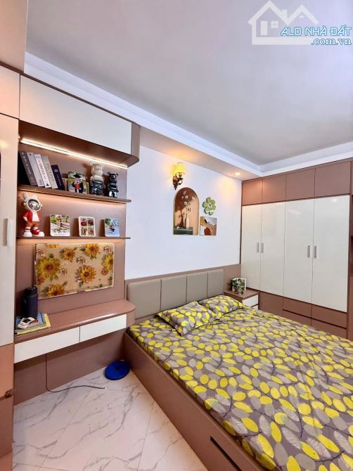Bán nhà gốc đề Hoàng Mai Hà Nội dọn vào ở ngay gần ô tô - 10