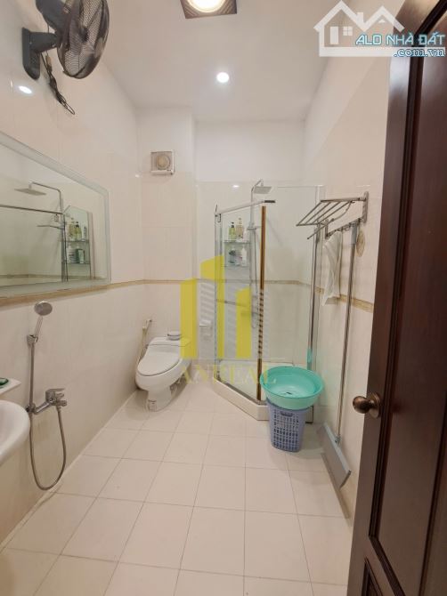 Cho thuê Villa Trần Não full nội thất 5 phòng. Giá 35 triệu - 10