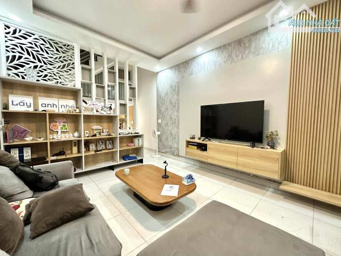 HẺM NHỰA KINH DOANH 8M - Ô TÔ TRÁNH CÓ VỈA HÈ - 64M2  A4 - 4 TẦNG MỚI ĐẸP - TẶNG NỘI THẤT - 10