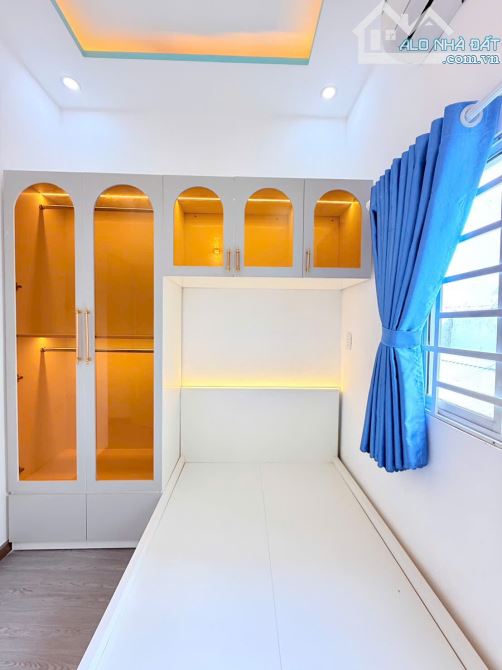 NHÀ ĐẸP – 3 LẦU – FULL NỘI THẤT – XE HƠI ĐẬU TRƯỚC NHÀ  Vị trí: Số 4 Đào Tông Nguyên - 10