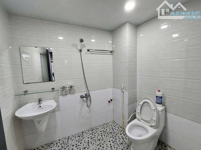Nhà CHDV 5 Tầng - DT 80m2(4.6 x 17) Quang Trung - Phường 8 - Gò Vấp - 11
